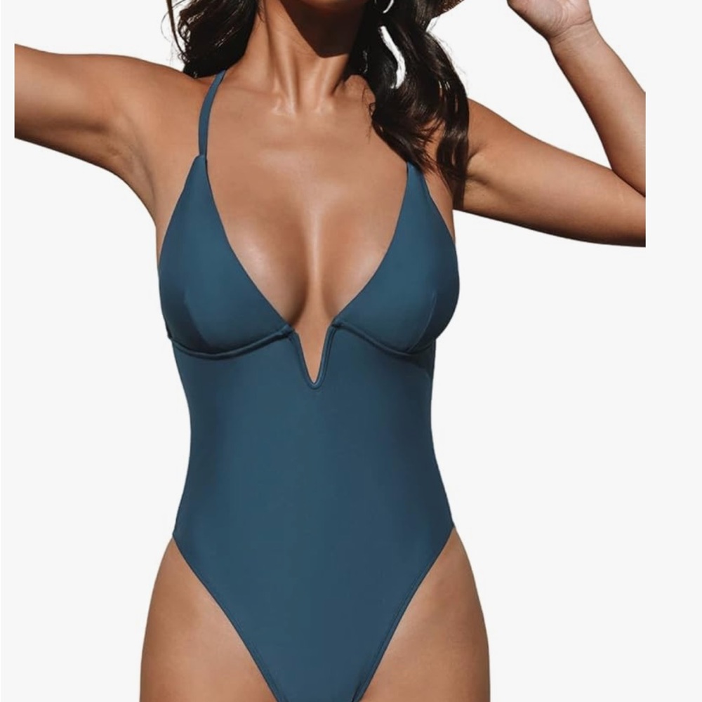 Cupshe Deep-V Blue One-Piece Swimsuit